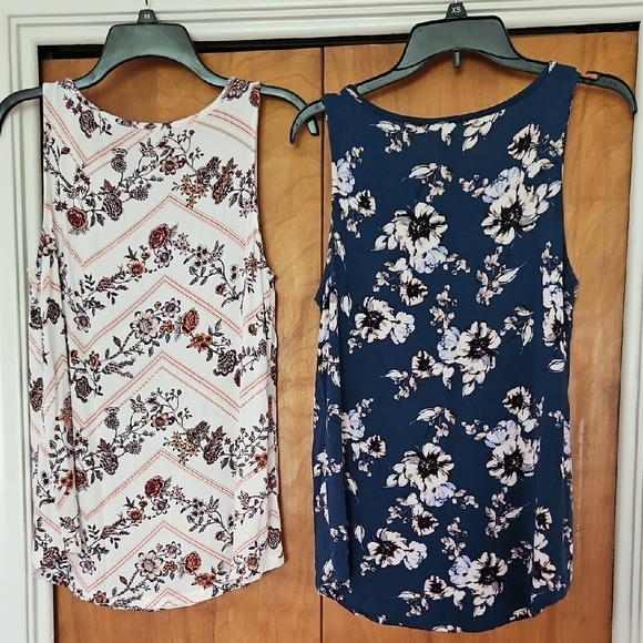 Maurices 24/7 Tank Top Set Of 2 Floral Design Blue / White & White / Orange - Picture 2 of 3
